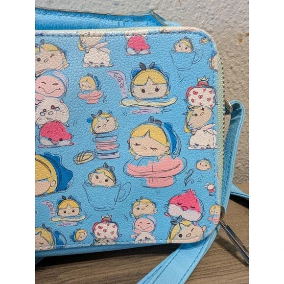 Disney Store Alice In Wonderland Tsum Tsum Crossbody Bag Blue Mini Purse - Picture 5 of 12
